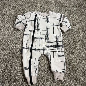 Tiny tribe 12 mo jumpsuit romper